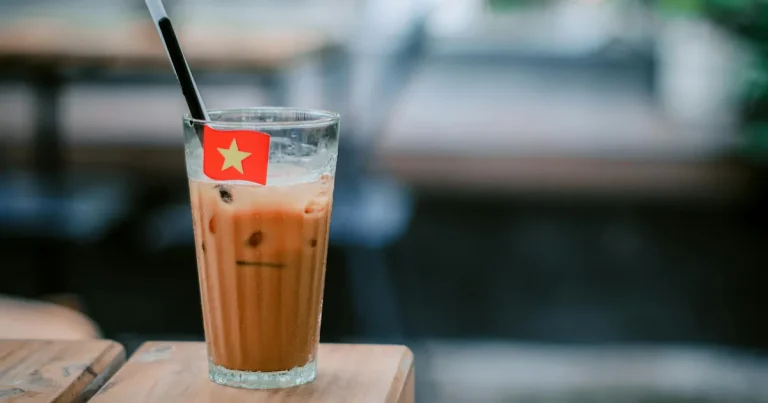 Café table in Ho Chi Minh City, a public spot suited to dating in Ho Chi Minh City as an expat