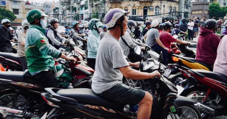commute times in HCMC with motorbikes cars and apartment towers